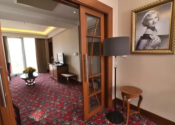 Blue Diamond Ataturk Palace